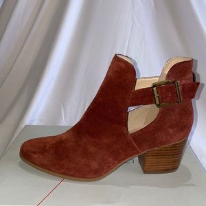 Ankle boots